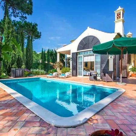 Sleeps 6 Pool Air Con Wifi Vila Quinta do Lago