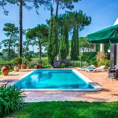 Sleeps 6 Pool Air Con Wifi Quinta do Lago