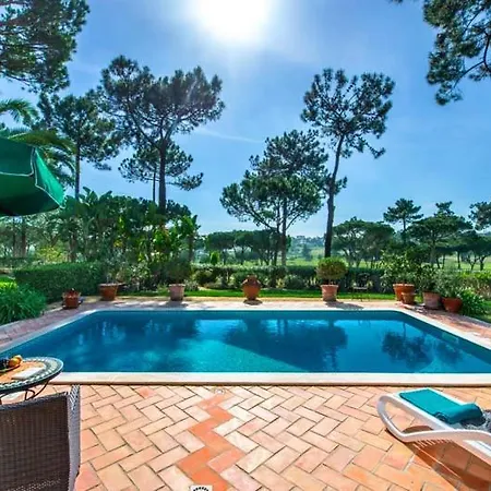 Sleeps 6 Pool Air Con Wifi Quinta do Lago