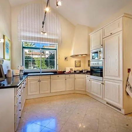 Sleeps 6 Pool Air Con Wifi Vila Quinta do Lago