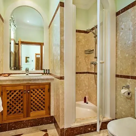 Sleeps 6 Pool Air Con Wifi 빌라 *